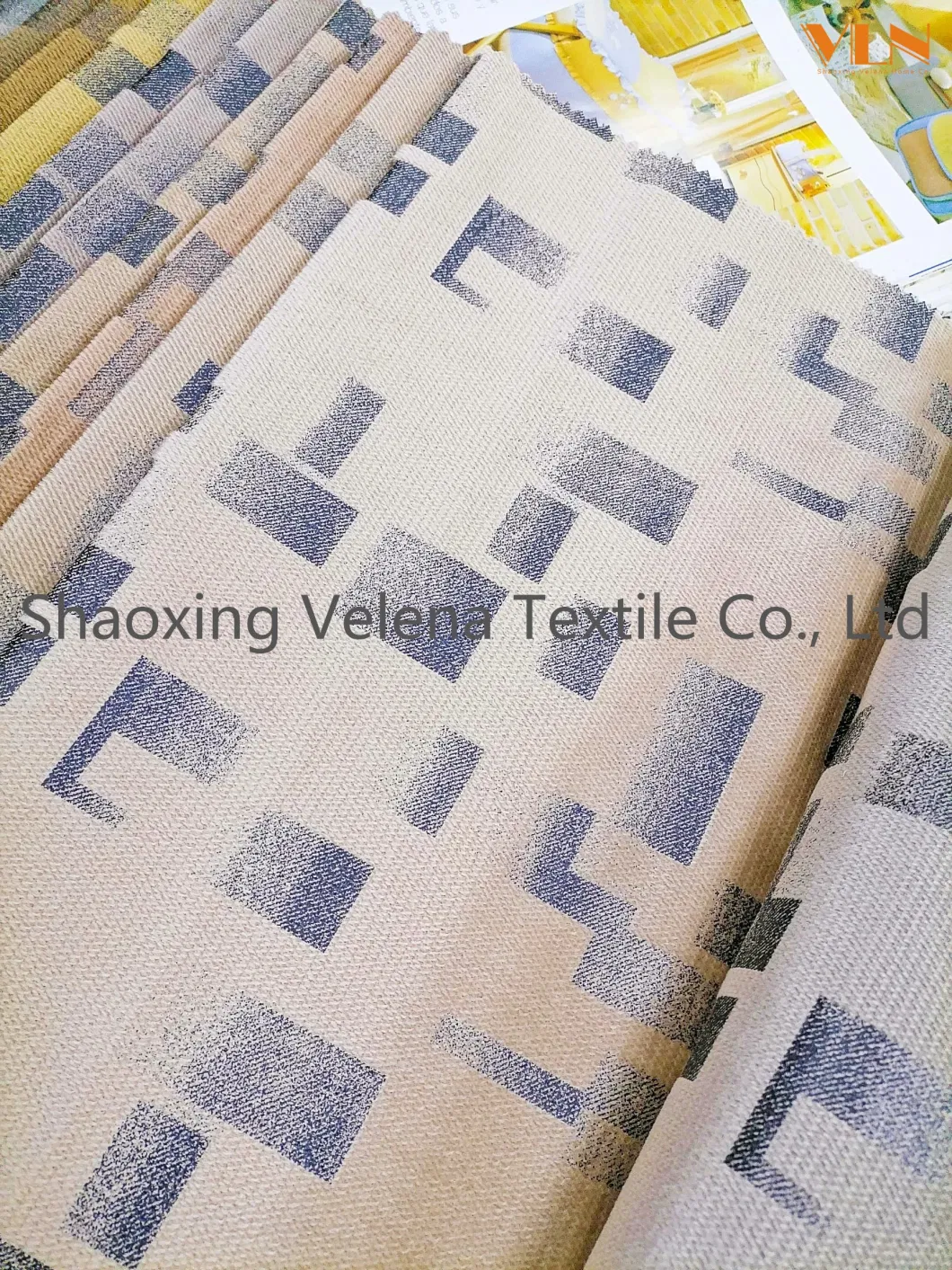 2022 Hot Sale Polyester Jaguar Twill Velvet Dyeing with Multicolor Foil Upholstery Textile Sofa Home Textile Fabric